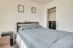 2 habitaciones, tabla de planchar con plancha, internet y ropa de cama 