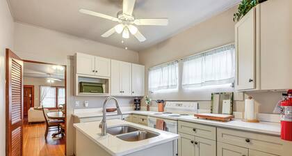 Stroll to Bradenton Riverwalk! Stylish Apartment
