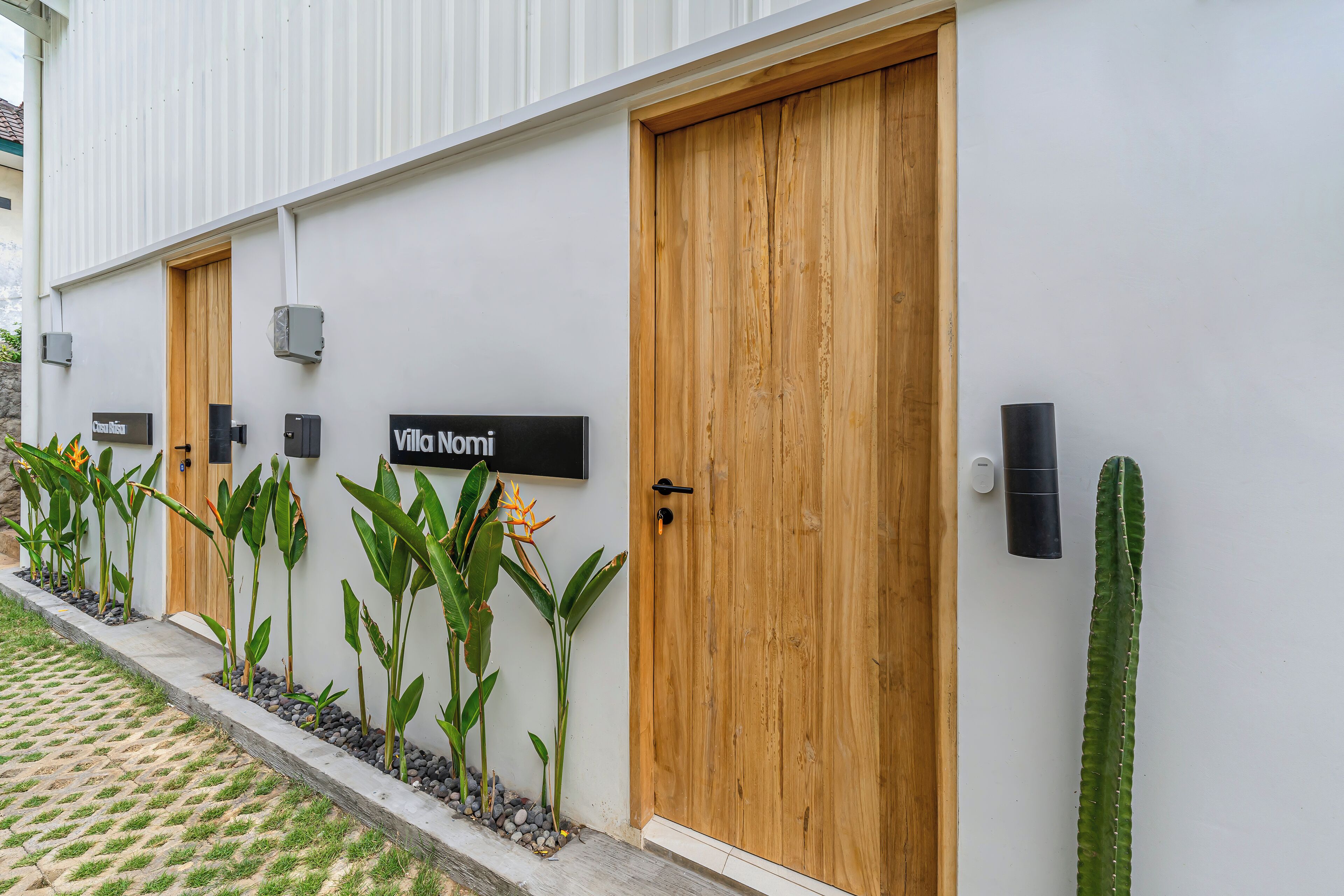 Nomi 4B | Työpöytä, kannettavalle tietokoneelle sopiva työtila