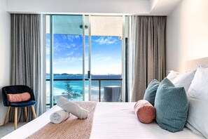 3 عدّة غرف نوم ومكواة/لوح كي وواي فاي وملاءات أسرّة