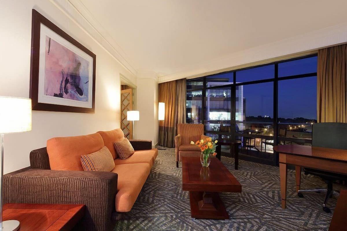 Junior Suite, 1 Bedroom, City View | In-room safe, iron/ironing board, free WiFi
