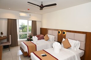 Comfort Double Room | In-room safe, free WiFi