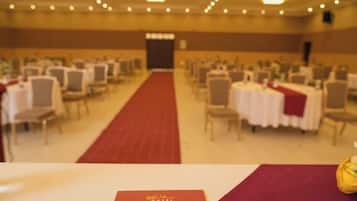 Banquet hall