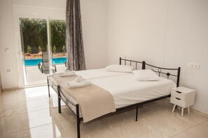 Vila, 2 quartos, para fumantes, piscina particular | 2 quartos