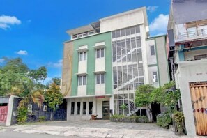 Exterior - Collection O Jalan Malioboro Near Lempuyangan Station Formerly Hotel Vala (Pakualaman)