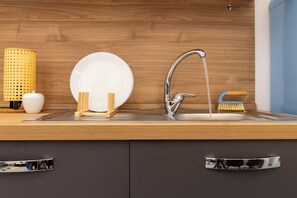 Full-size fridge, microwave, oven, stovetop - La Corte - Monza Apartments (Monza)
