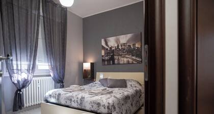 Casa Linda in Rozzano 3 rooms with 3 private bathrooms near Humanitas