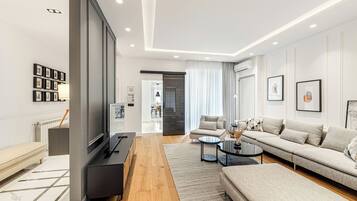 Smart-TV, Videothek, Stereoanlage