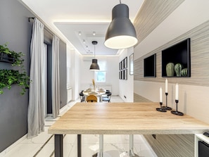 Dining - Enjoy B-52 Crown
Two-bedroom luxury apartment in the city center of Belgrade (Beograd)