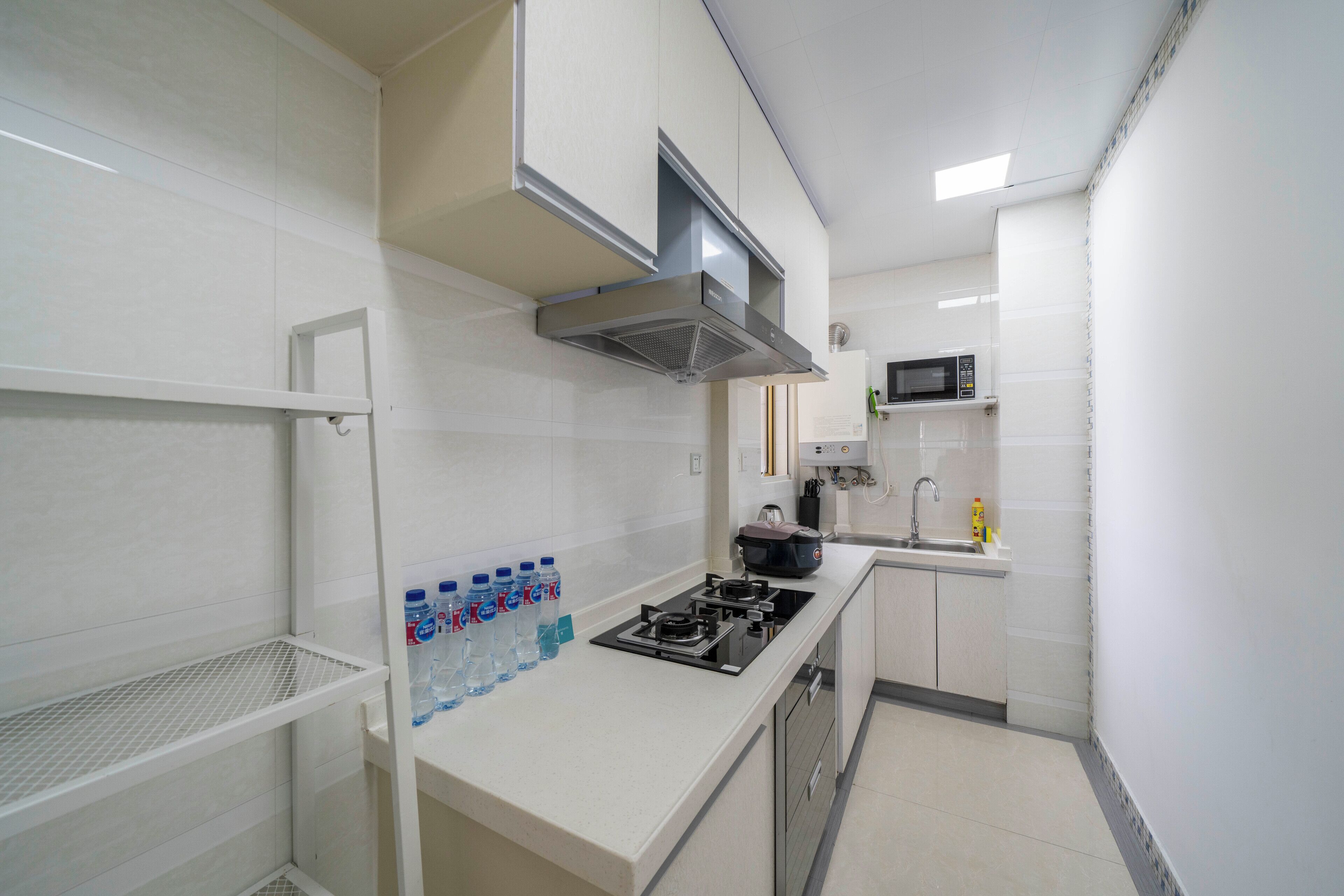 Superior-lejlighed - 3 soveværelser - køkken - byudsigt | Privat tekøkken