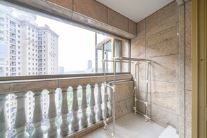 Balcony - Tyms Gubei Elegant 3BR 2BA APT  (Shanghai)