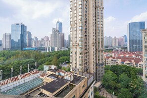 Exterior - Tyms Gubei Elegant 3BR 2BA APT  (Shanghai)