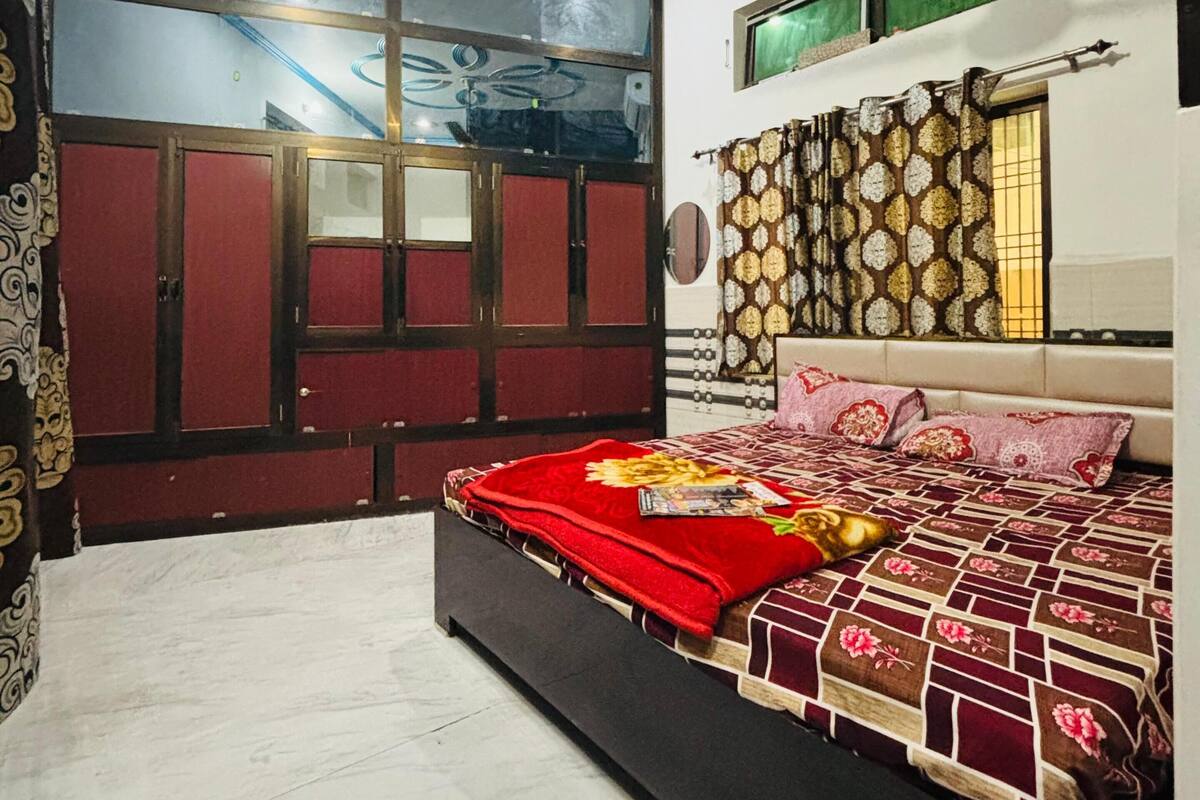 Basic Double Room | Free WiFi