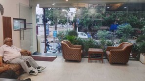 Reception - Hotel Swaagat (Agra)