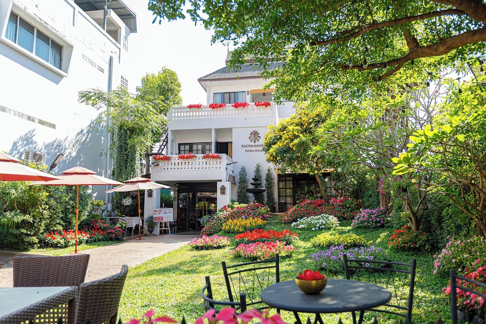 Rachamankha Flora House Chiang Mai