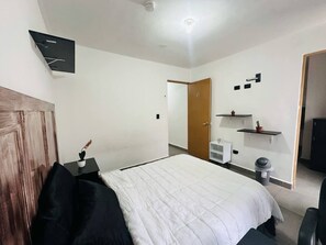 Iron/ironing board, Internet, bed sheets, wheelchair access