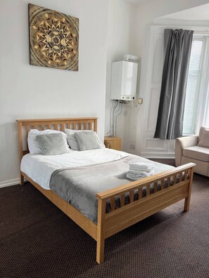 1 Schlafzimmer, Bügeleisen/Bügelbrett, Internetzugang, Bettwäsche