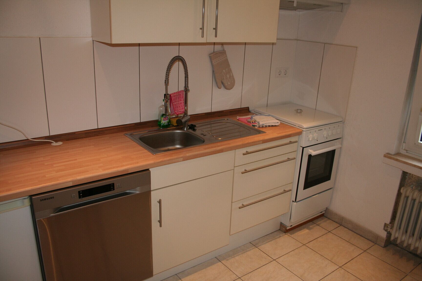 Kühlschrank, Ofen, Herdplatte, Geschirrspüler