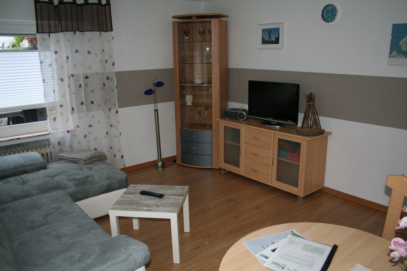Fernseher, Stereoanlage