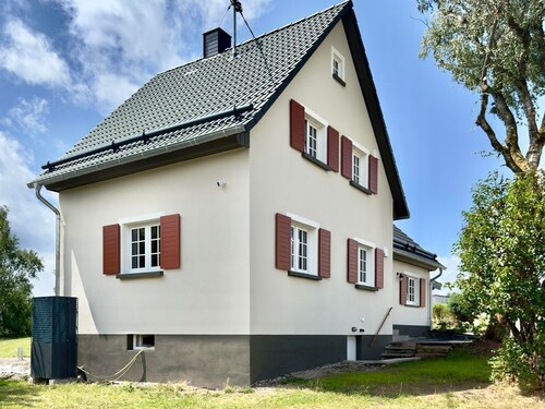 Haus Fasanenwiese - Ferienhaus mit Sauna und Terrasse