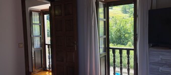 La Casina del Arroyo, rural cottage for 2-4 people in Poo de Cabrales