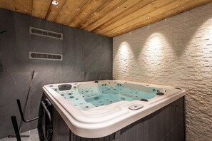 Bain à remous, hammam