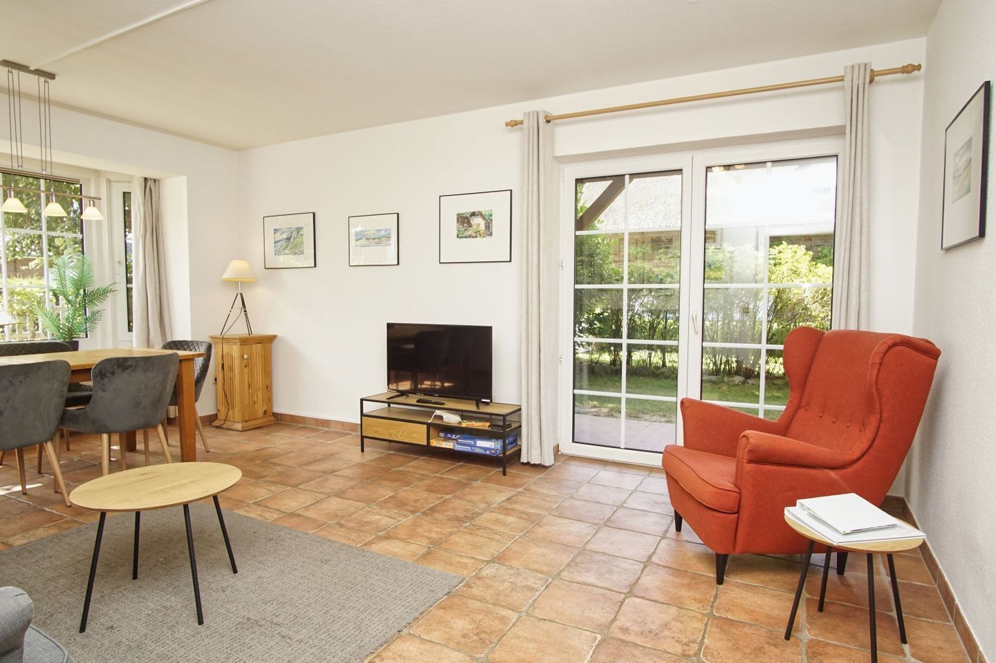 Fernseher, Stereoanlage