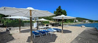 Splendido appartamento a Janjina con vista mare