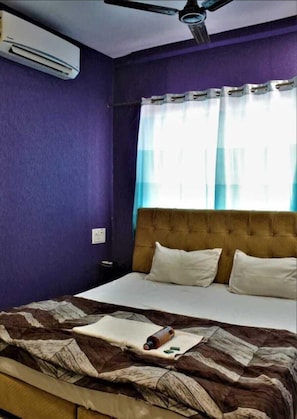 Deluxe Room, City View