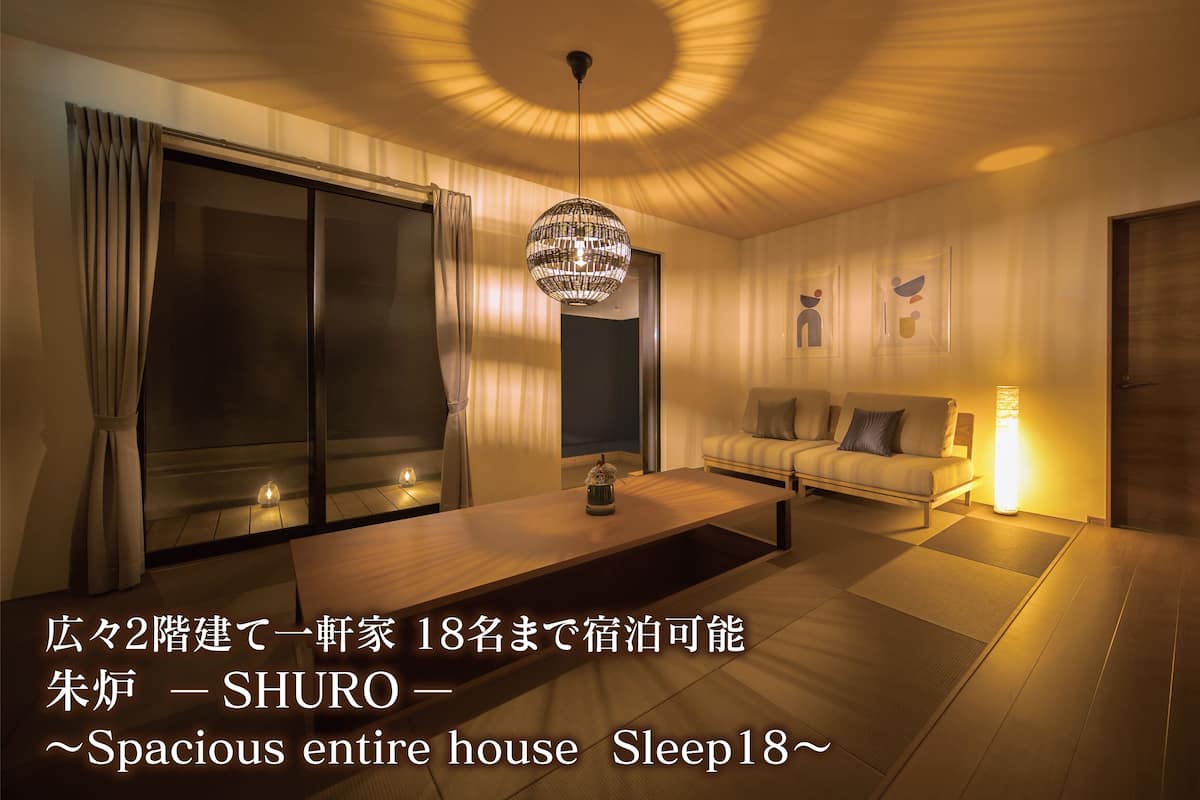 Condo Deluxe, 4 habitaciones | Área de sala de estar