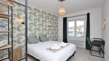 1 bedroom, iron/ironing board, WiFi, bed sheets