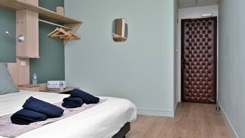 1 makuuhuone, silitysrauta/-lauta, Wi-Fi, vuodevaatteet