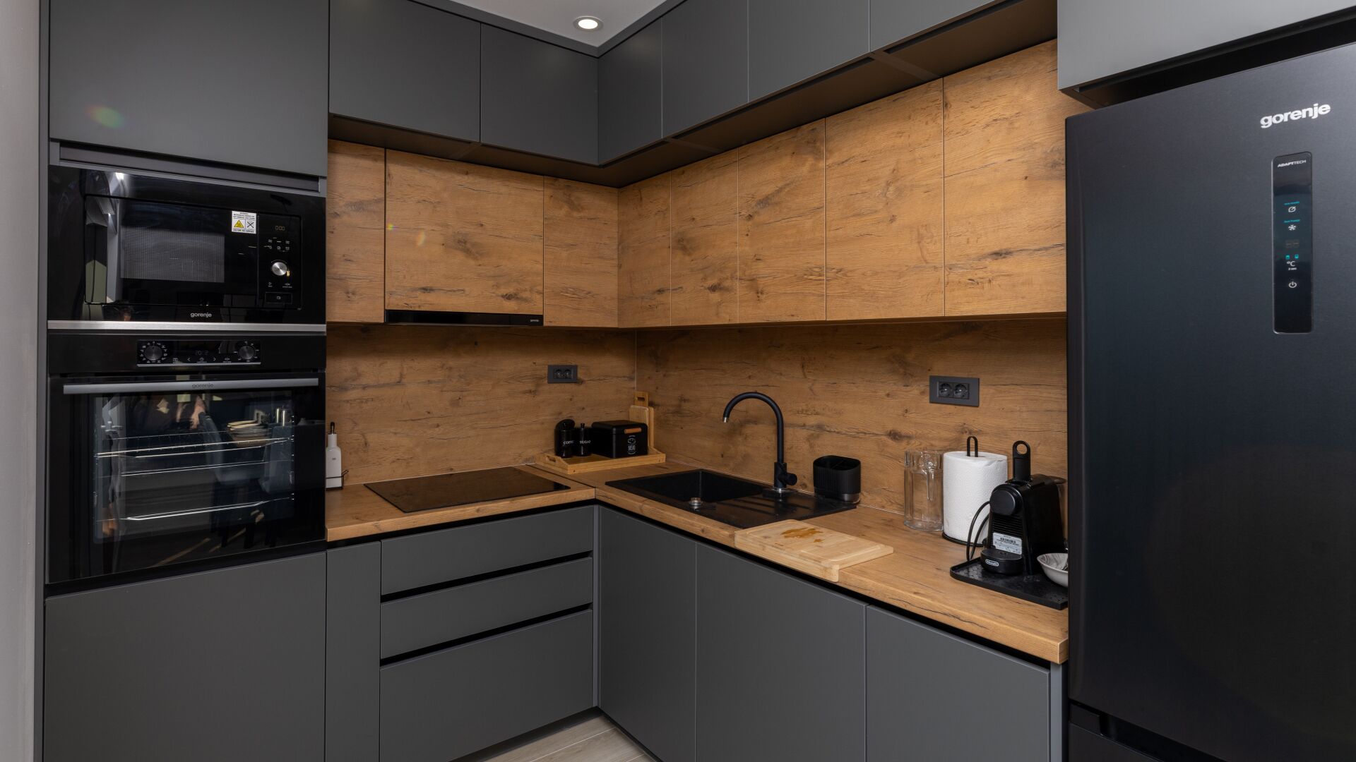 Fridge, microwave, oven, dishwasher