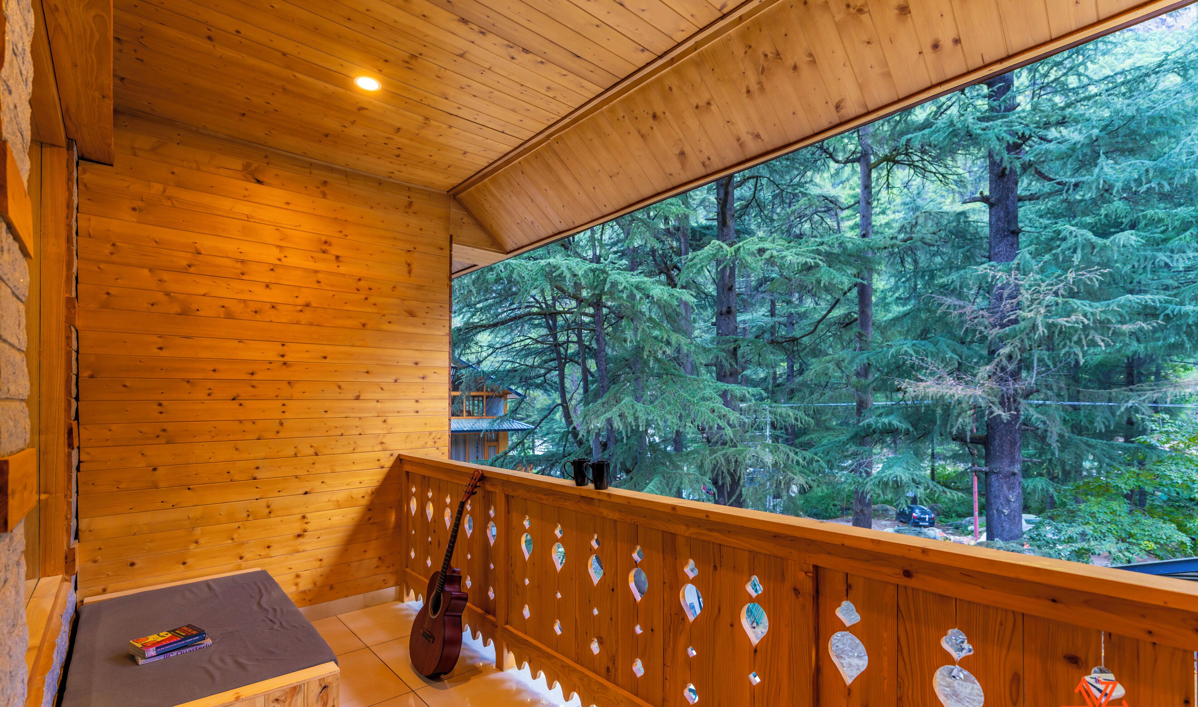 Premium Room (with balcony and bathtub) | Free WiFi