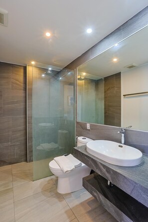 Apartment, Balcony, Mountain View | Bathroom | Shower, towels, toilet paper - Mountain View 1 Bed Apt T2-723 (Chalong)