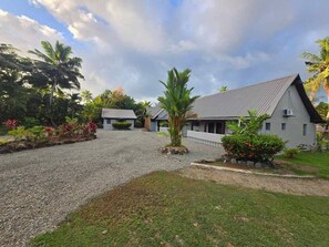 Exterior - Marvelous villa with AC in Pacific Harbour (Pacific Harbour)