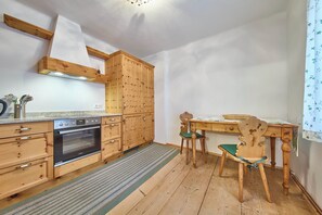 Family House, 2 Bedrooms, Garden View | Private kitchen | Coffee/tea maker, electric kettle, toaster