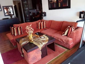 Apartment, Smoking