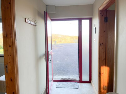 Honeybee Cottage Valentia