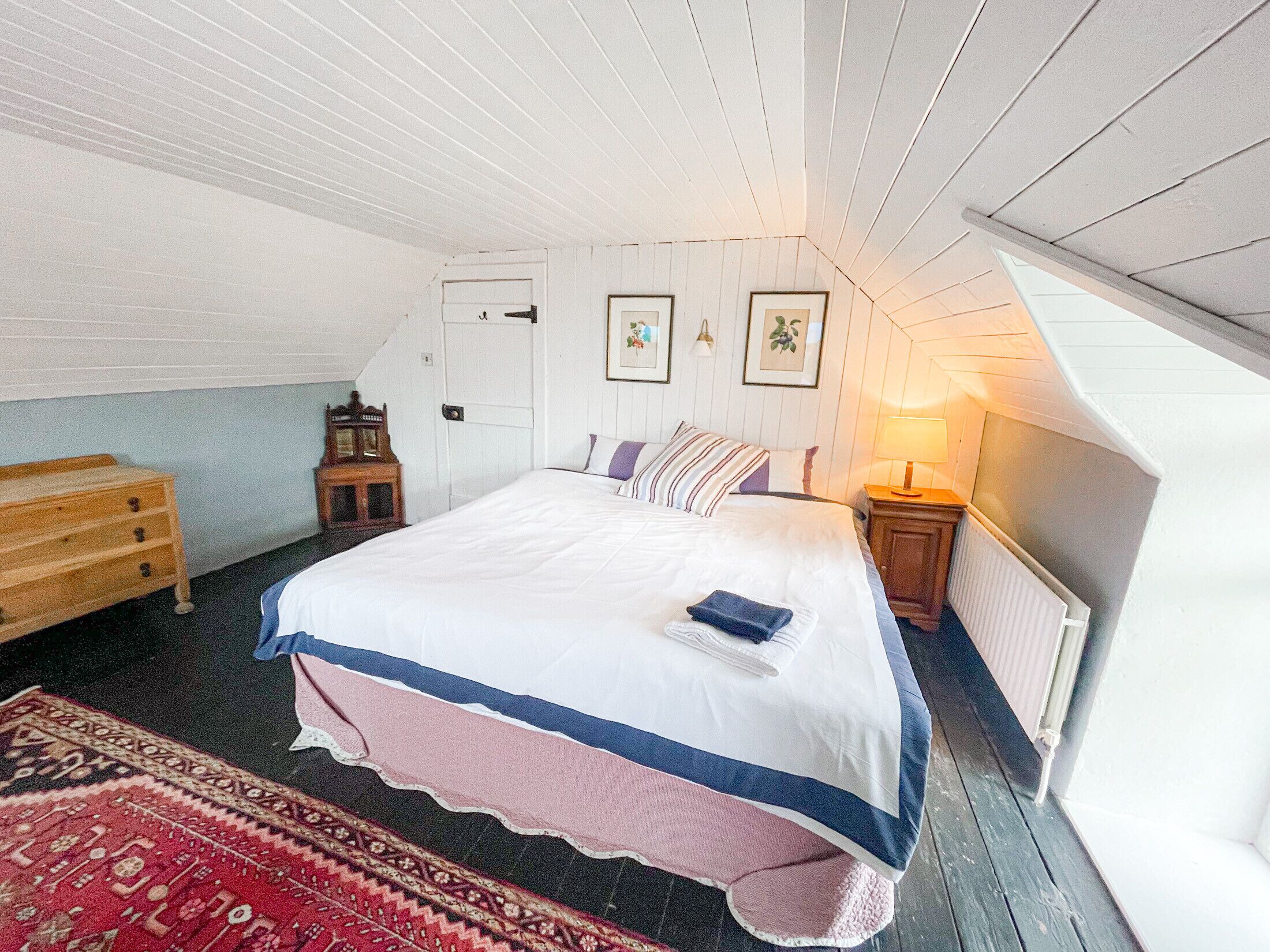 3 bedrooms, free cots/infant beds, bed sheets