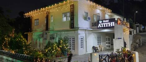 Voorkant van accommodatie