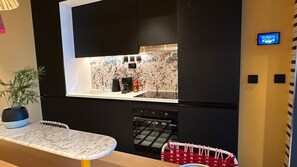 Lägenhet - 1 sovrum - tillgänglighetsanpassat - utsikt mot staden | Eget kök