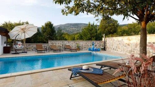 Holiday home Lišnjak by Villas Guide