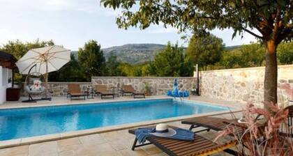 Holiday home Lišnjak by Villas Guide