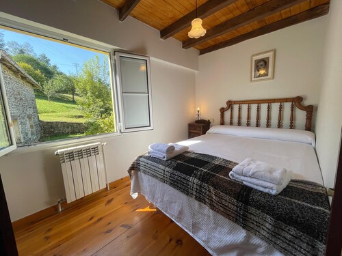 House El Rojo for 4 people in Fresnidiello petfriendly