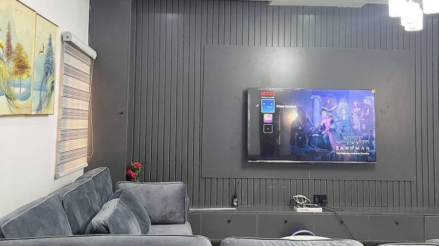 Luxurious 3BR Apartment 247 Power City Views