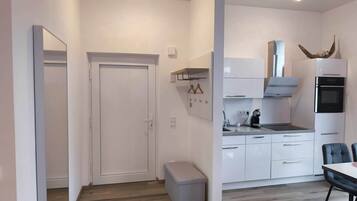 Refrigerador, horno, placa de cocina, lavavajillas