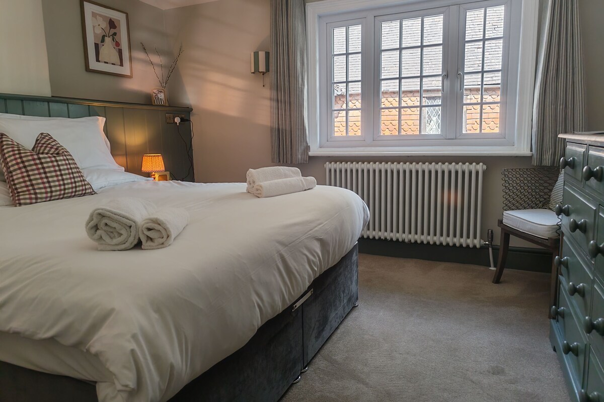 In-room safe, soundproofing, iron/ironing board (on request)