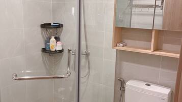 Hair dryer, towels, toilet paper