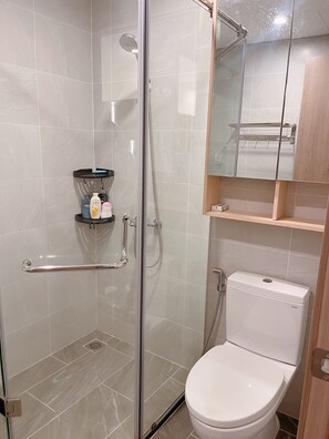 Hair dryer, towels, toilet paper